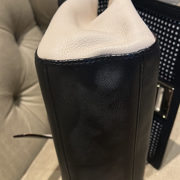 Black and White Kate Spade Bag - Picture 8 of 11